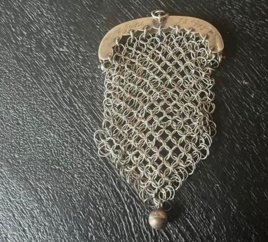 Zilveren ANTIEK MALIENKOLDER BEURSJE 1853, Antiek en Kunst, Verzenden, Zilver
