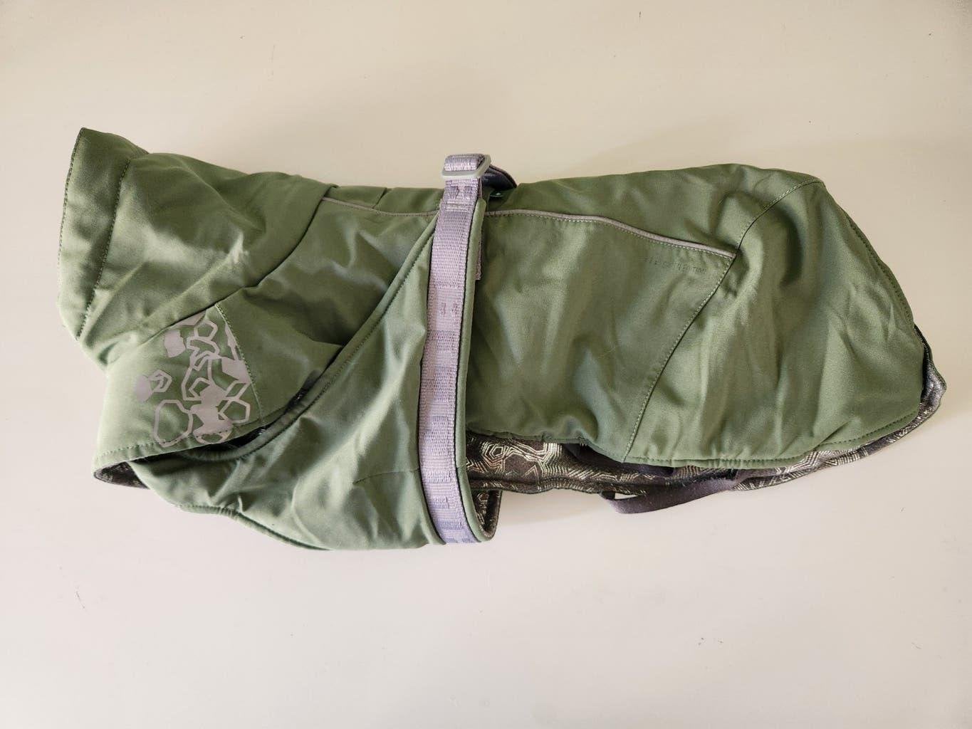 Hurtta - winterjas - 30 cm, Ophalen of Verzenden, Zo goed als nieuw, Hondenjas