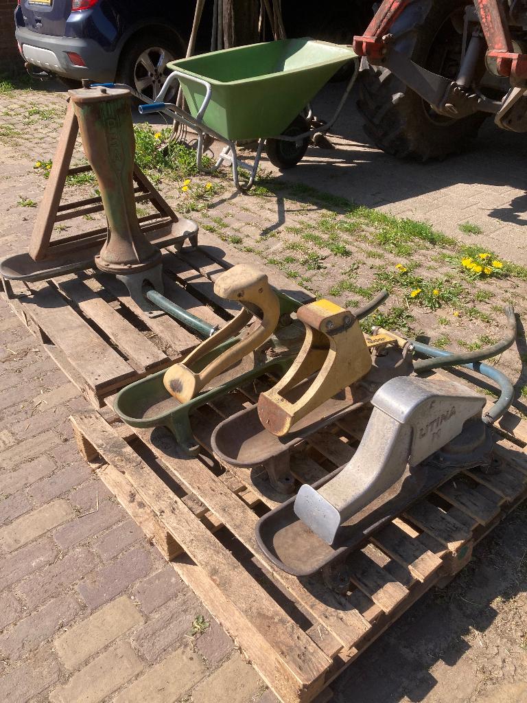 Weidepompen, Dieren en Toebehoren