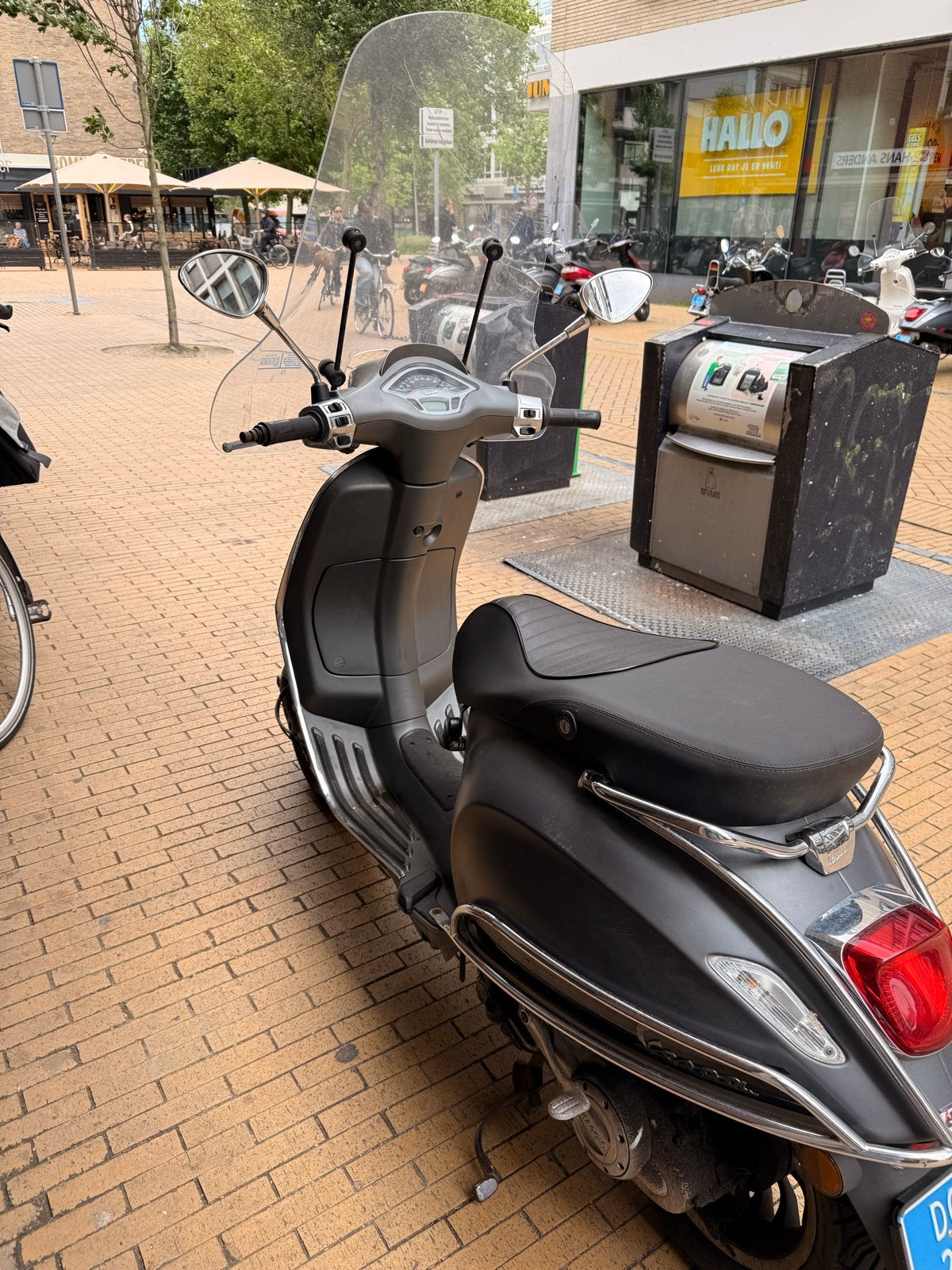 Vespa Sprint (2017) 25km/u Matgrijs met windscherm, Ophalen, Gebruikt, Maximaal 25 km/u, Overige modellen