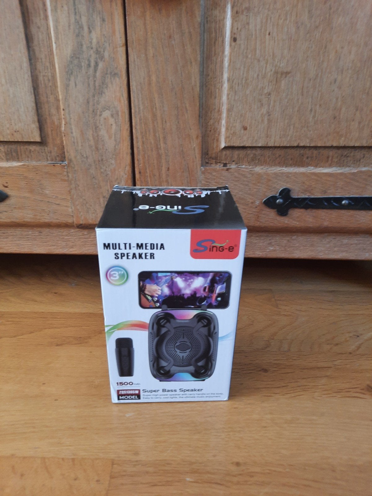 Karaoke speaker met microfoon, Ophalen of Verzenden, Zo goed als nieuw, Complete set