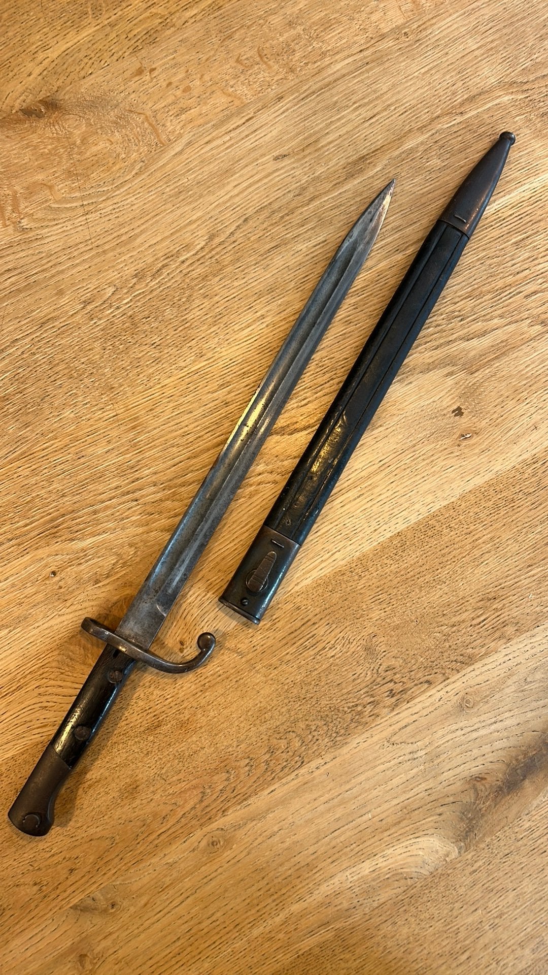 Turkese bajonet met schede M1890 nummer gelijk (TR2601), Verzamelen, Militaria | Tweede Wereldoorlog, Verzenden, Overige gebieden