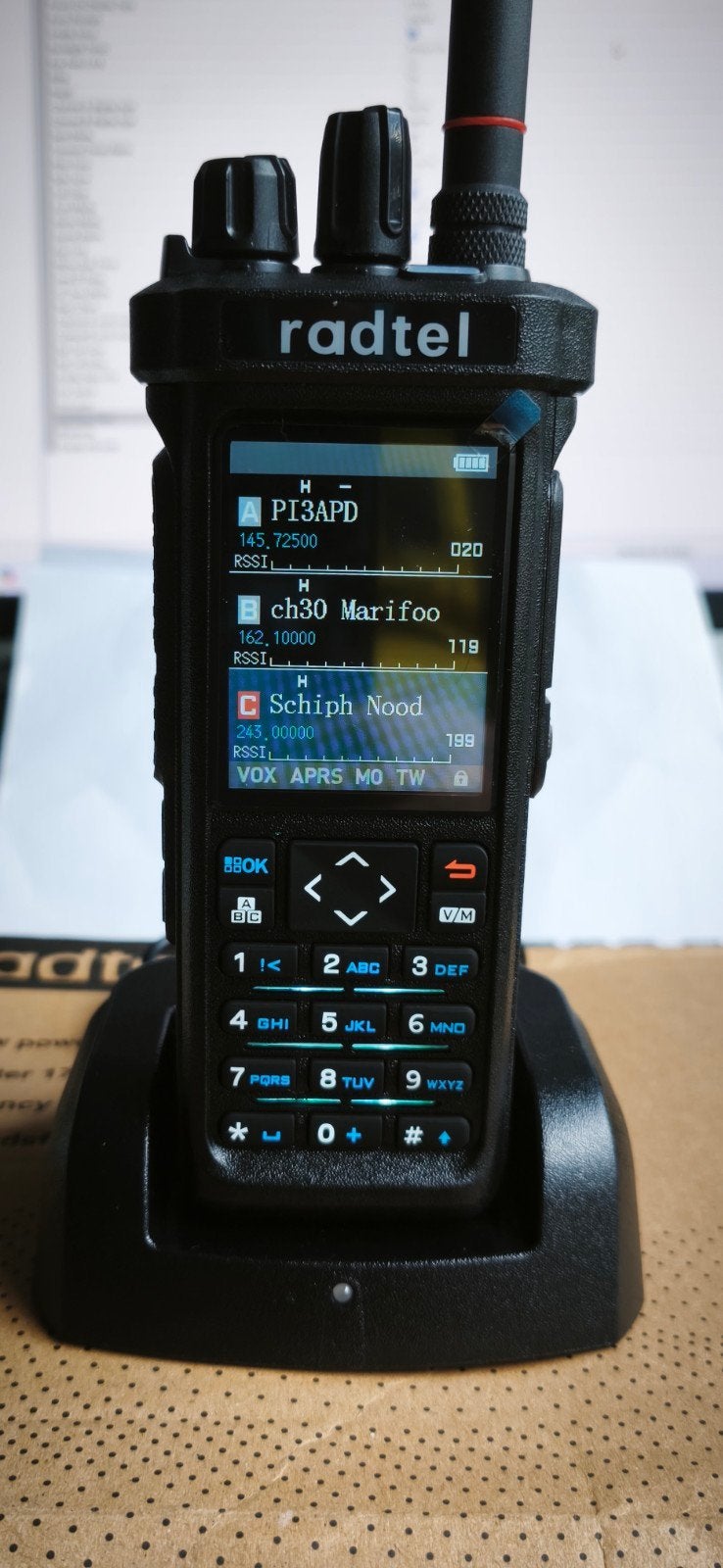 Radtel RT-950 pro super porto scanner geprogrammeerd NIEUW!, Telecommunicatie, Portofoons en Walkie-talkies, Ophalen of Verzenden