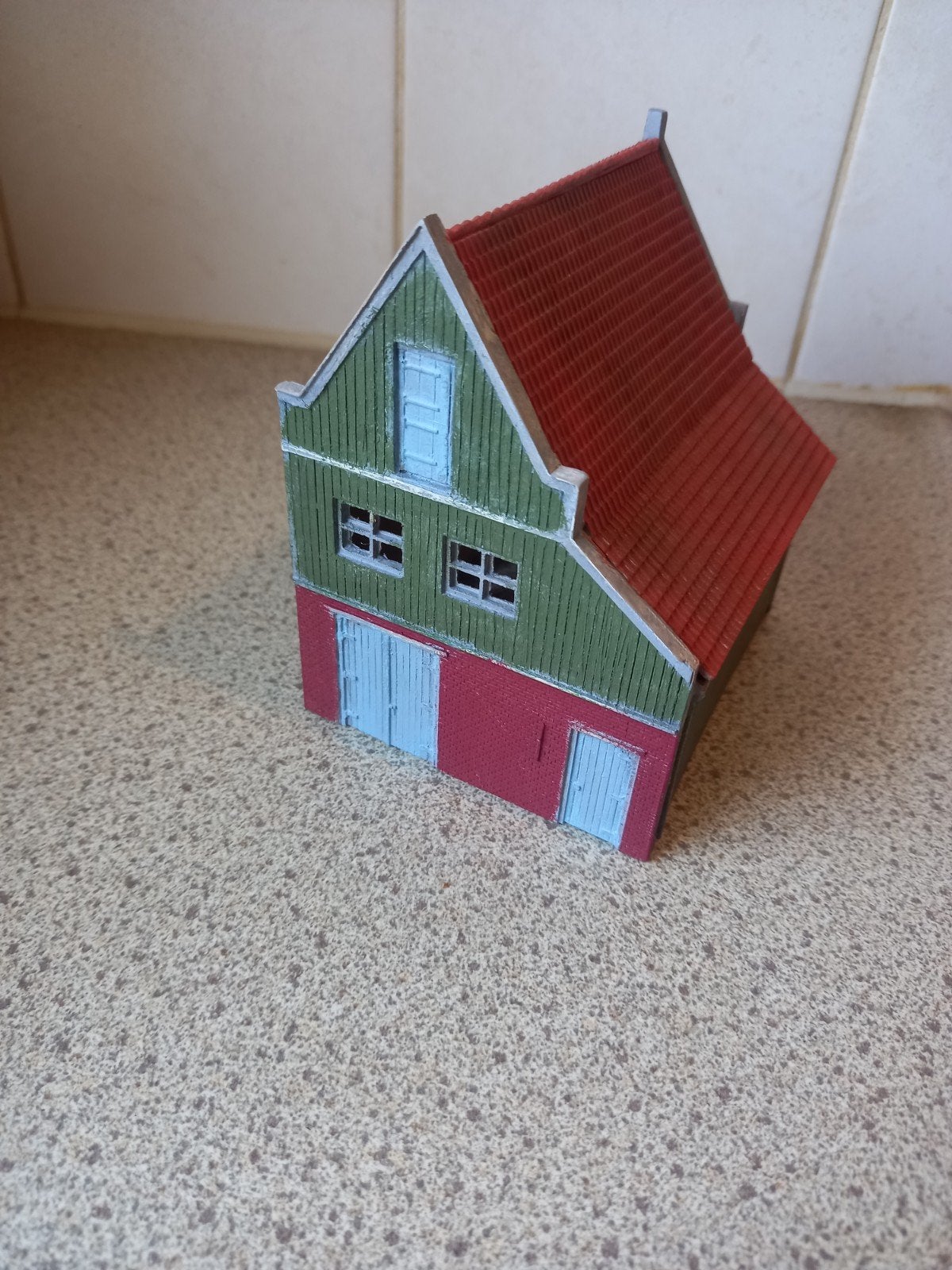 Artitec HO Nederlandse woonhuis schuur gebouwd, Hobby en Vrije tijd, Modeltreinen | H0, Ophalen of Verzenden, Gebruikt, Brug, Tunnel of Gebouw