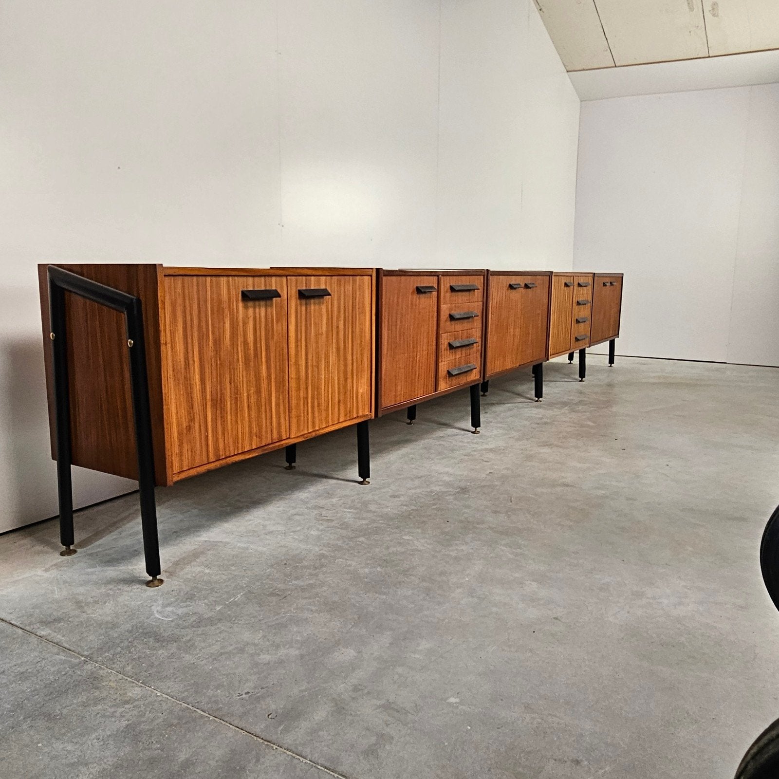 Vintage Italiaans custom modulair XL dressoir, Ophalen of Verzenden, Huis en Inrichting