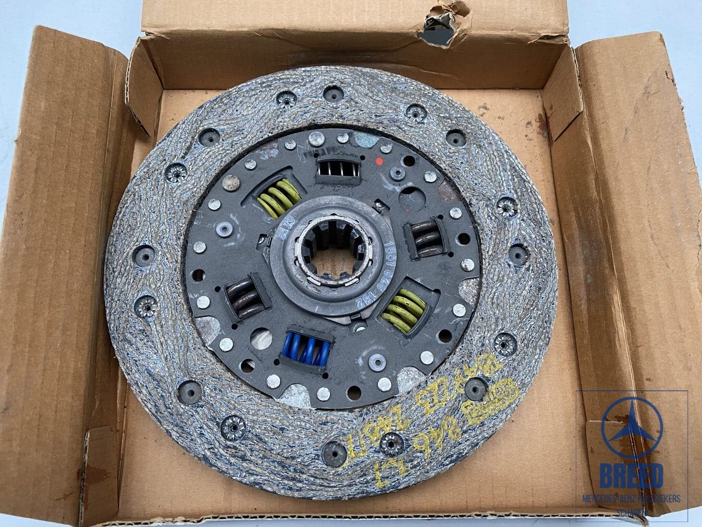 NOS koppelingsplaat voor Mercedes-Benz W115 /8 diesel, Auto-onderdelen, Transmissie en Toebehoren, Mercedes-Benz, Nieuw, Ophalen of Verzenden