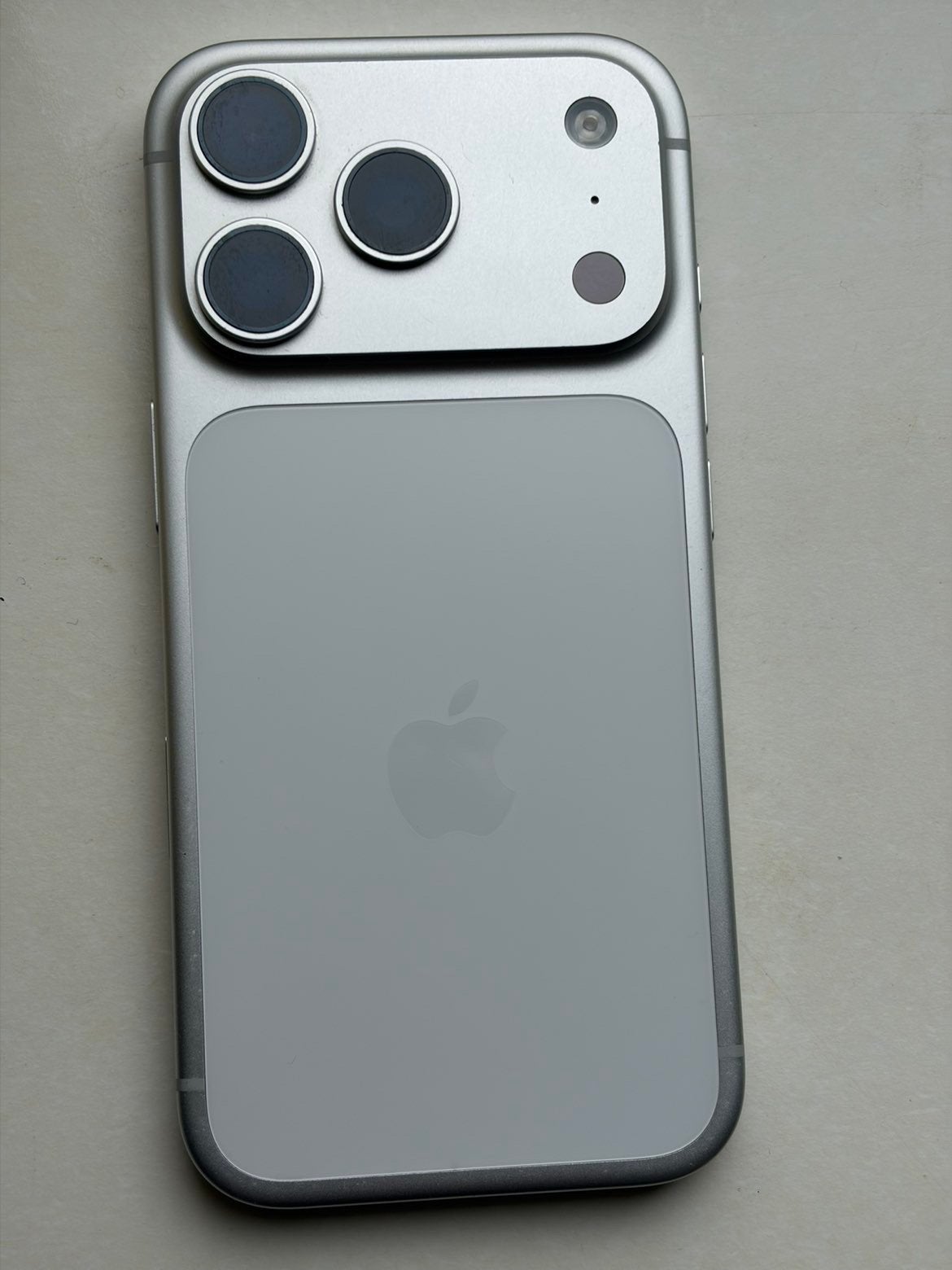 Iphone 17 pro, Telecommunicatie, Gebruikt, Overige modellen, Zonder simlock, Zonder abonnement