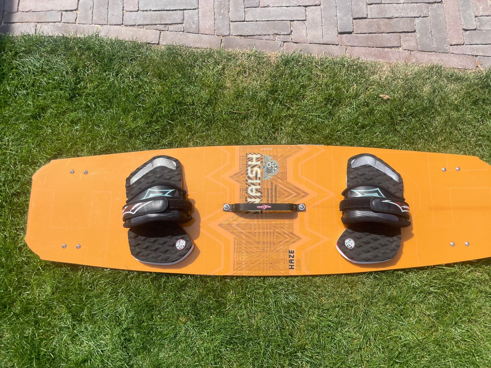 Naish Haze 133 twin-tip kiteboard, Twintip, Kiteboard, Ophalen of Verzenden, Zo goed als nieuw