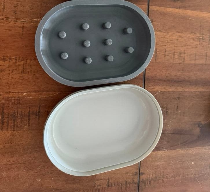 1 Surefood voerbak & slowfeeder, Ophalen of Verzenden, Gebruikt