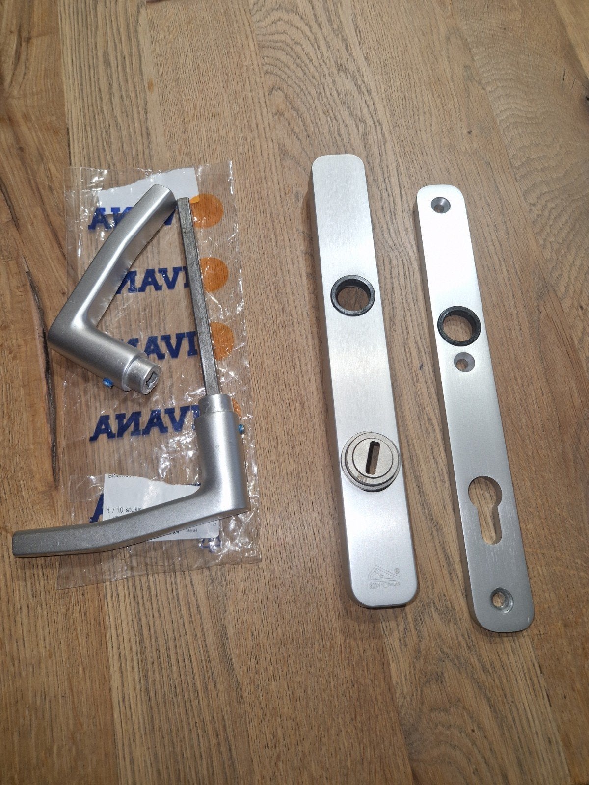 smalschild nieuw en ongebruikt pc92 met kerntrek, Ophalen of Verzenden, Nieuw, Rvs, Slot