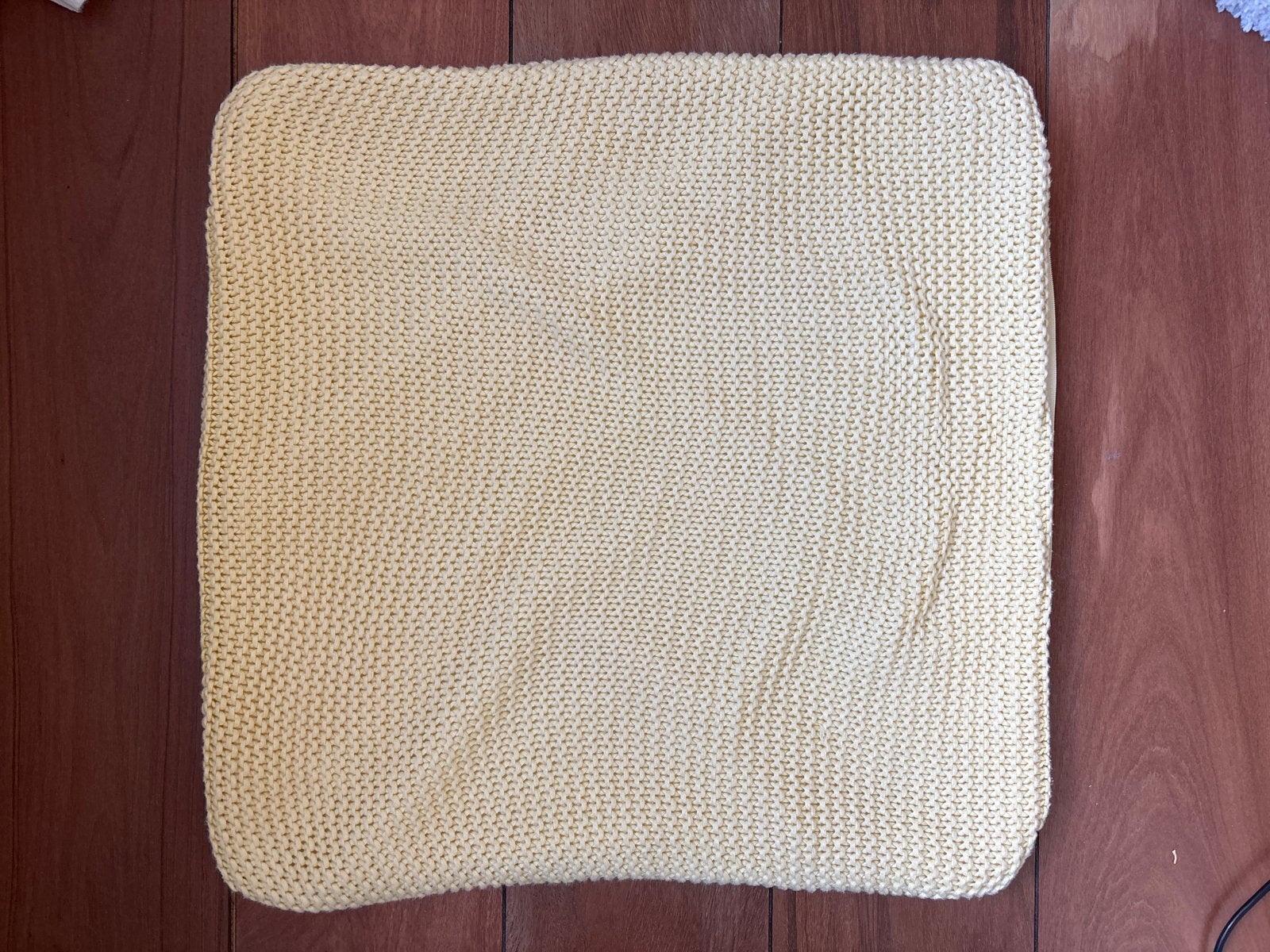 Westwing gebreide katoenen kussenhoes, lichtgeel 50 x 50cm, Huis en Inrichting, Ophalen, Overige merken, Wasbaar, Geel