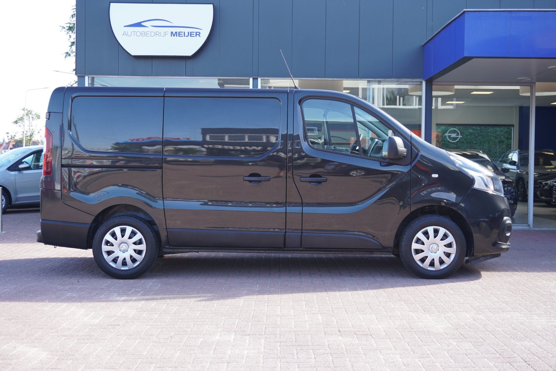 Renault Trafic 1.6 dCi T27 L1H1 Work Edition Energy | 3 Zitt, Voorwielaandrijving, Gebruikt, 4 cilinders, Renault