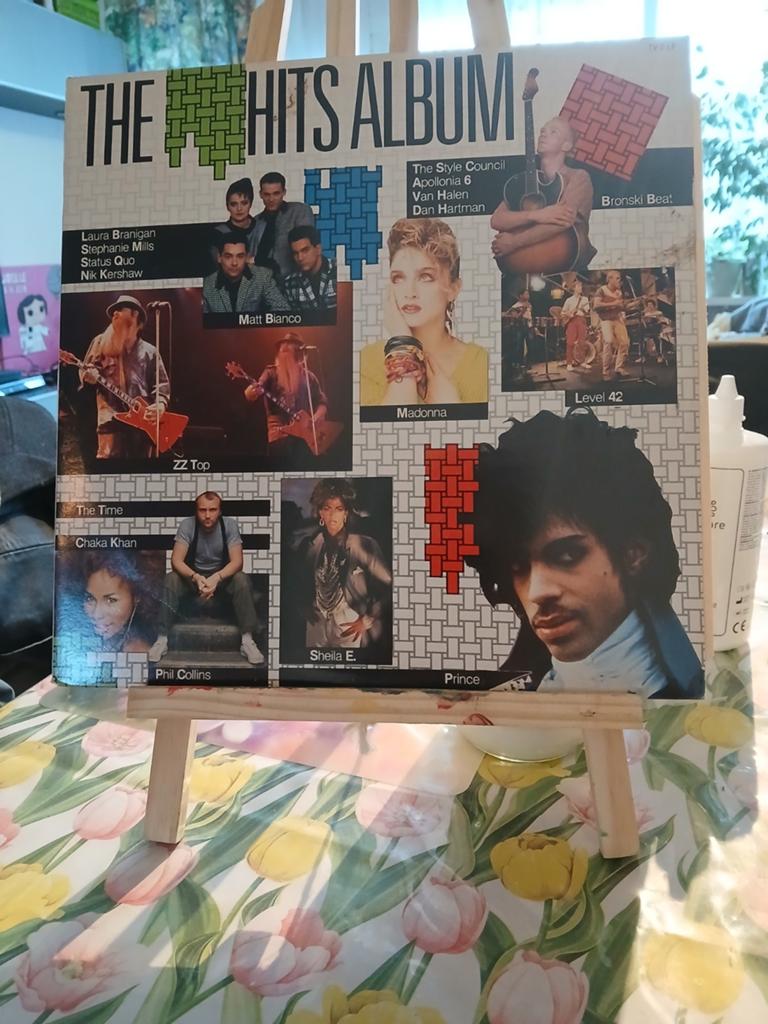 The Hits Album 2  LP, Ophalen of Verzenden, 1980 - 1989, Gebruikt