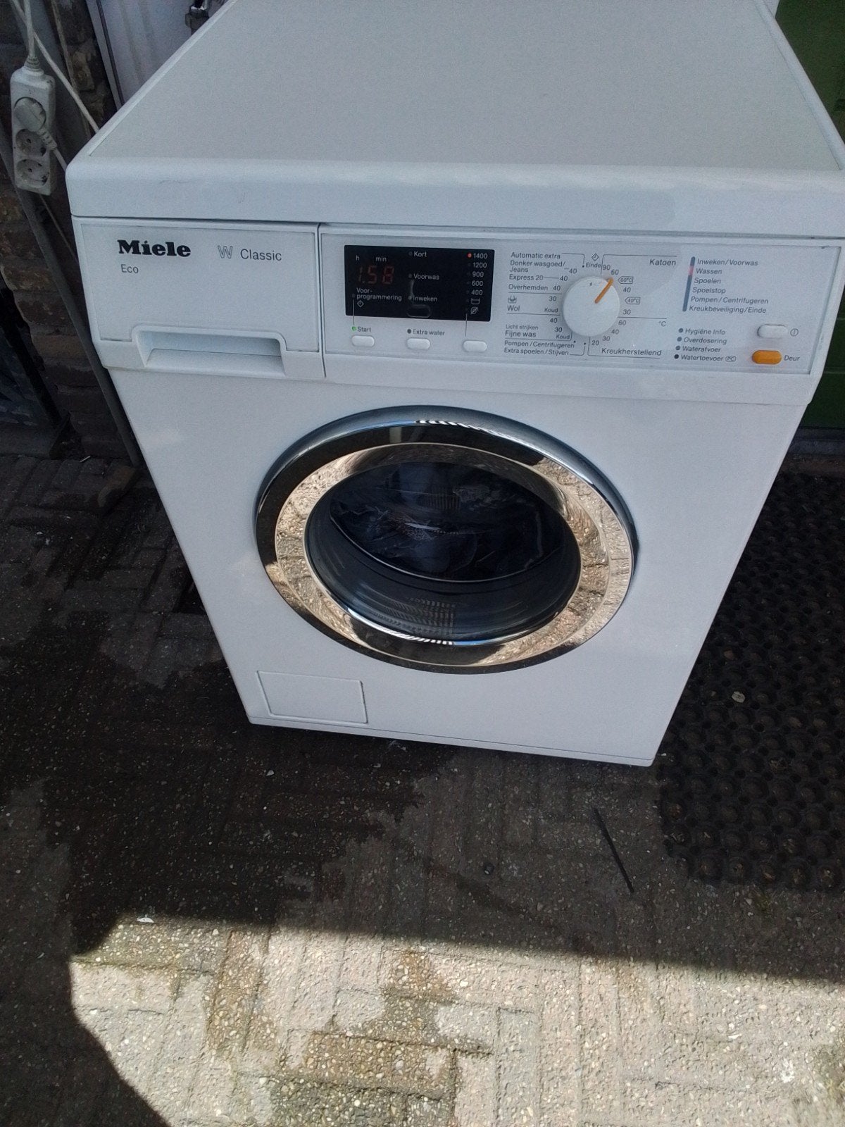 Foto 5 van Miele wasmachine w classic 7kilo 1400 toeren