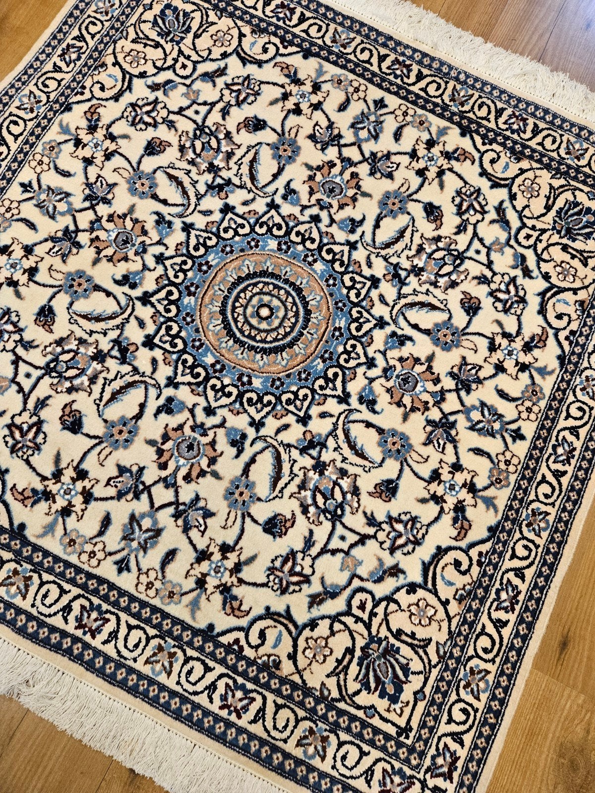 Vintage handgeknoopt perzisch tapijt nain 9la 110x97, Info@SlatsAntiek.nl, Tweedehands, Blauw, 100 tot 150 cm