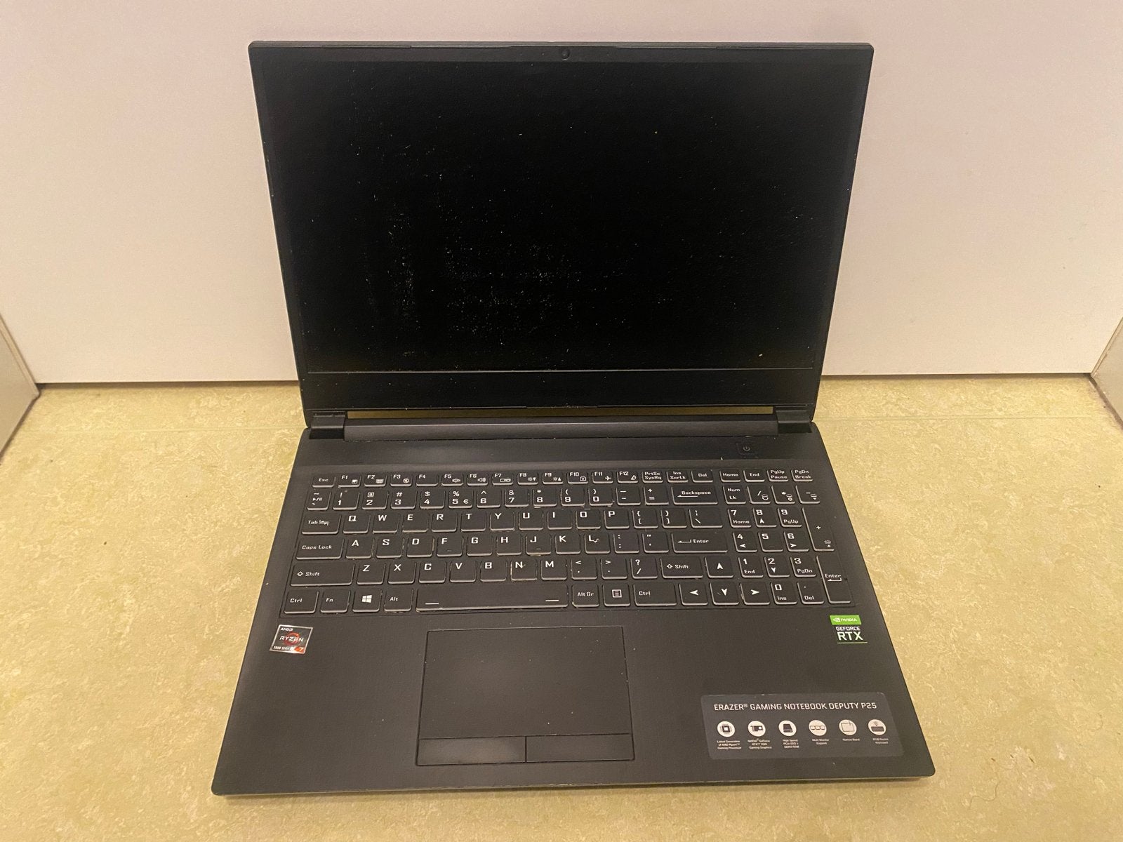 Ongetest Medion Erazer Gaming Laptop, Met videokaart, 2 tot 3 Ghz, Ophalen of Verzenden, Gaming