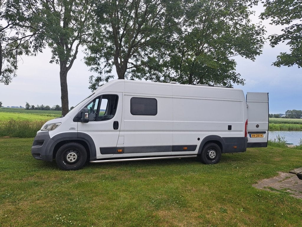 Ruim uitgeruste Fiat Ducato L3H2 zelfbouwcamper van 2015!, Buscamper of Camperbus, Fiat, Treinzit, Gaslek-detector