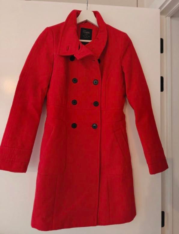 Rode trenchcoat Zara (Trafaluc) Maat S Zo goed als nieuw, Kleding | Dames, Jassen | Winter, Verzenden, Zara, Zo goed als nieuw
