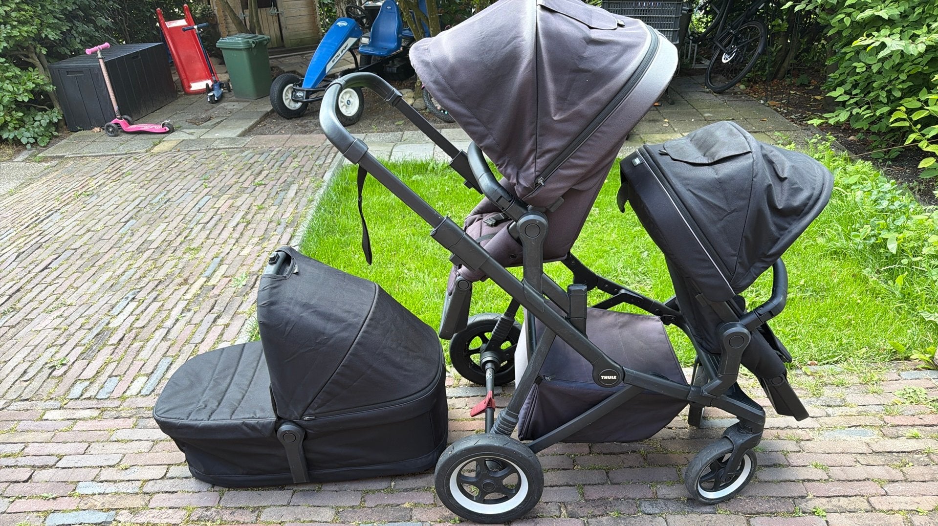 Complete Thule Sleek DUO kinderwagen met 2 zitjes & reiswieg, Gebruikt, Duowagen, Combiwagen, Ophalen