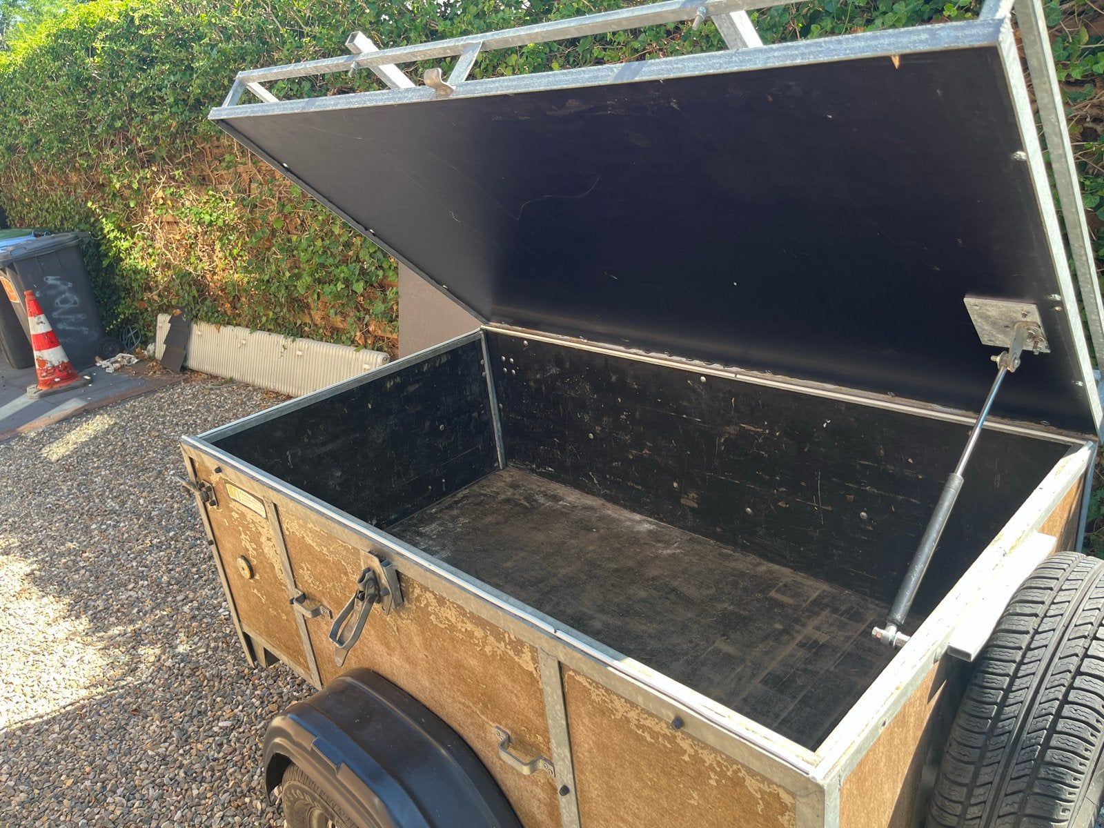 Bagageaanhanger met deksel en fietsendrager, Auto diversen, Aanhangers en Bagagewagens, Ophalen, Gebruikt