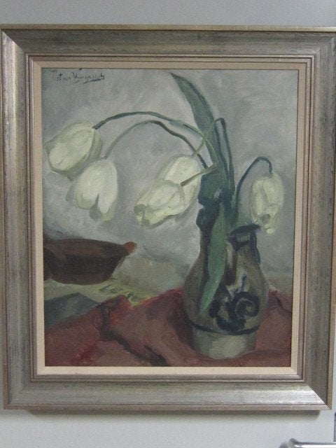 Stilleven - witte tulpen in keulse pot - piet van wijngaerdt, Doek, Olieverf, Gesigneerd, Ophalen