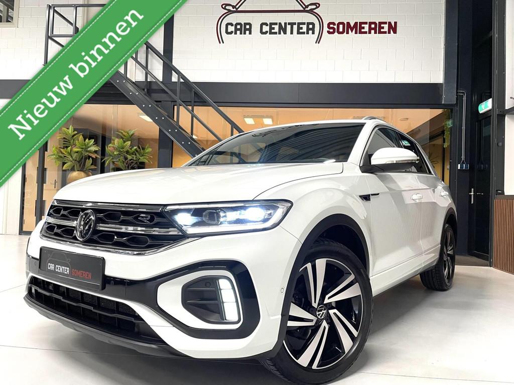 Volkswagen T-Roc 1.5 TSI R-Line/ Camera/ Massage/ IQ LED/ 18, 1258 kg, 1498 cc, Zwart, 4 cilinders