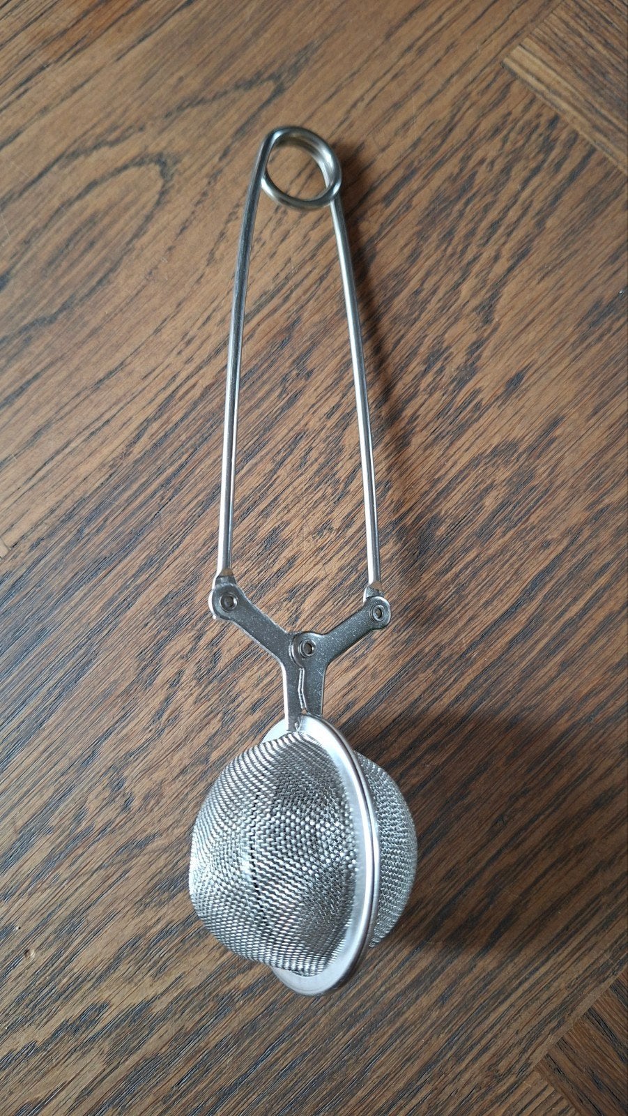 Nieuw RVS Thee-ei met Knijptang voor Losse Thee, Ophalen of Verzenden, Nieuw