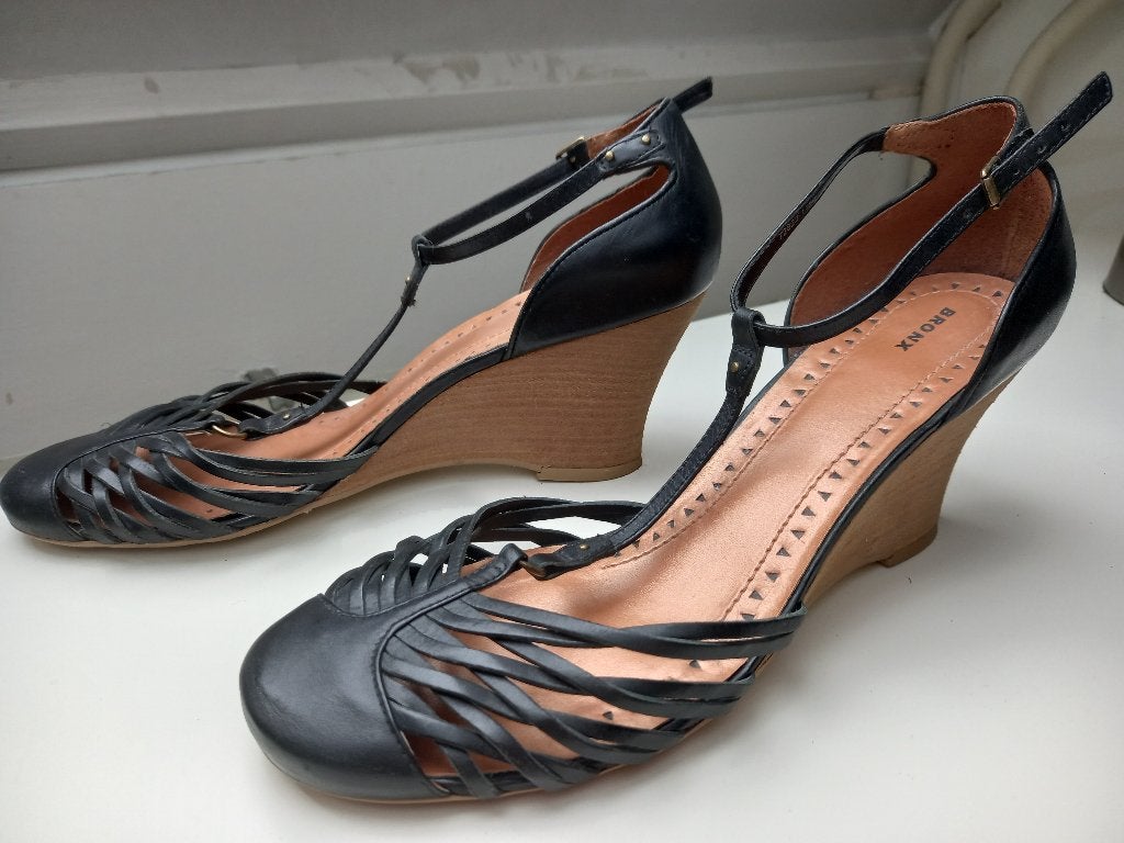 Elegante Bronx damesschoenen, mt 41, zwart leer, sleehak, Bronx, Zwart, Overige typen, Ophalen of Verzenden