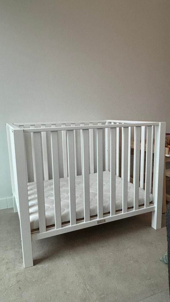 Bopita box incl. matras en hoeslaken, Kinderen en Baby's, Boxen, Ophalen, Gebruikt, Rechthoekig, In hoogte verstelbaar