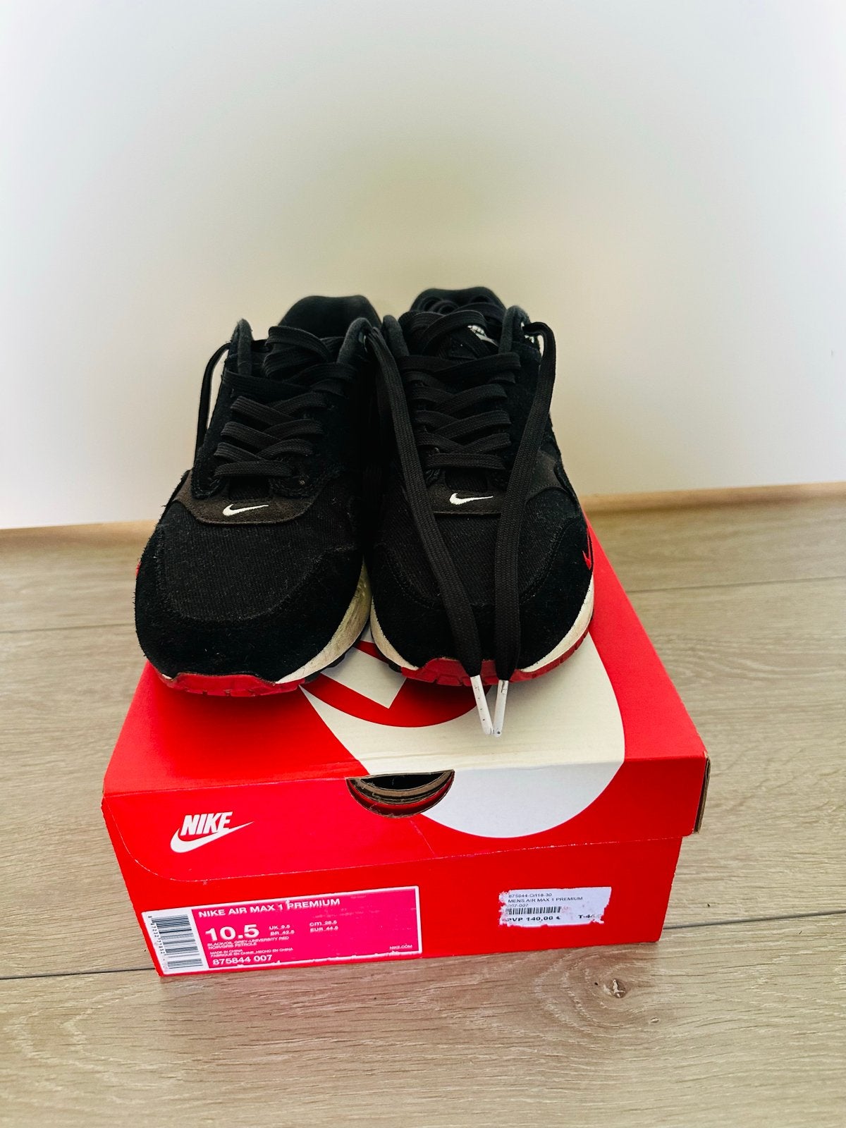 Nike Air Max 1 Premium 'Bred' EU44,5 US10,5 met doos, Kleding | Heren, Ophalen of Verzenden, Gedragen, Zwart, Sneakers of Gympen