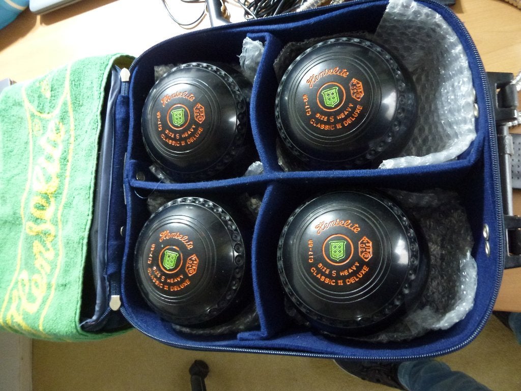 te koop Hemselite  lawn bowls       (koersbal), Sport en Fitness, Ophalen, Gebruikt