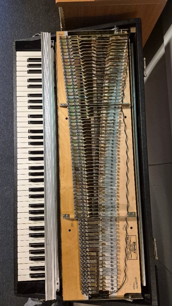 Foto 8 van Fender Rhodes MK 2