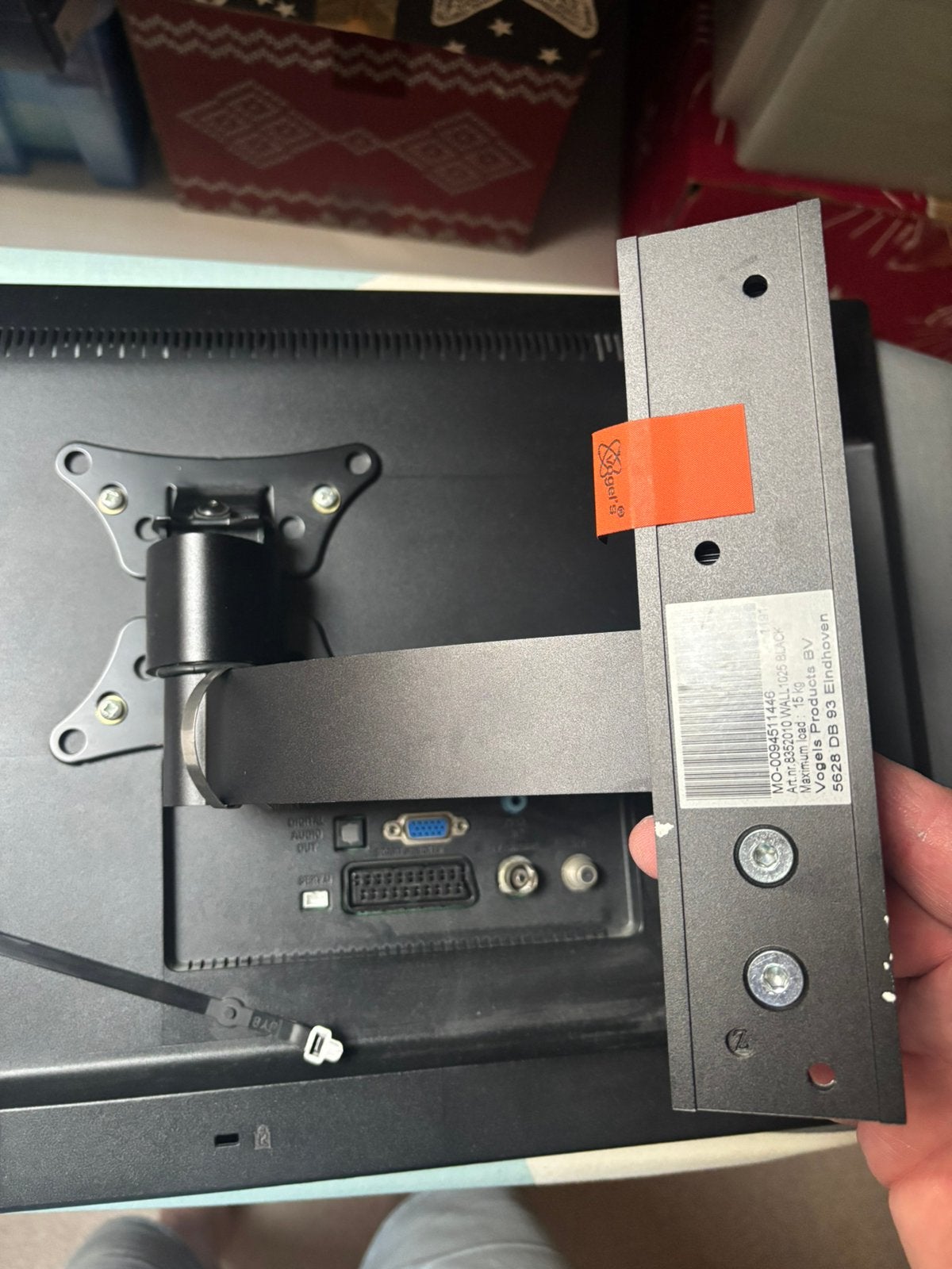 Te koop vogels tv steun, Audio, Tv en Foto, Ophalen of Verzenden, Zo goed als nieuw