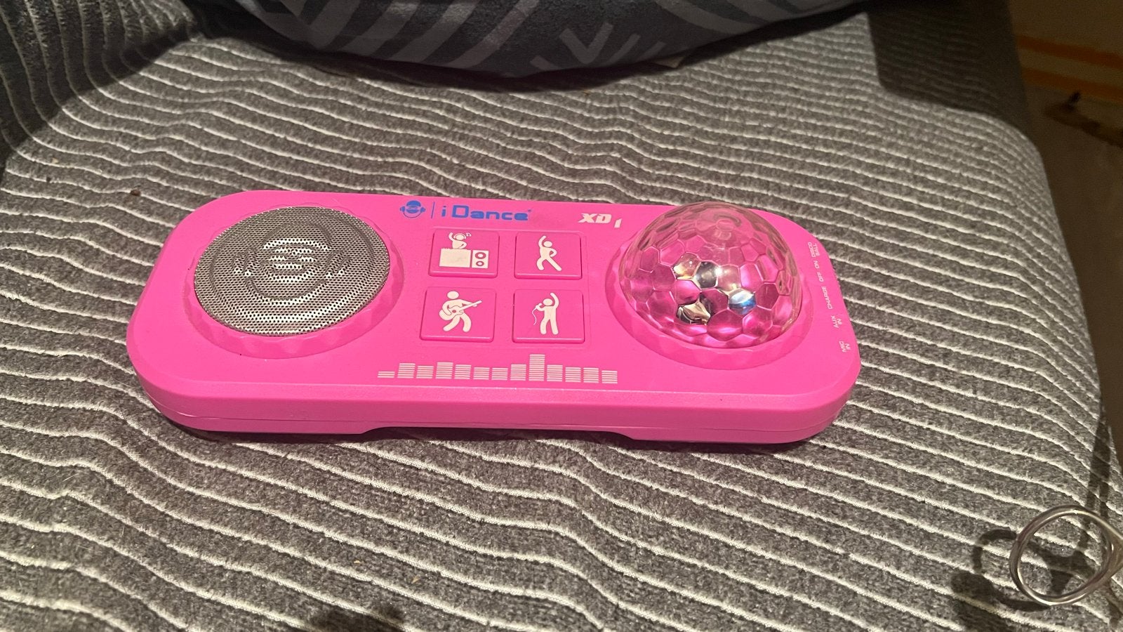 iDance Audio XD1 Roze Draagbare Speaker met Discolamp, Ophalen, Zo goed als nieuw, Luidspreker(s)