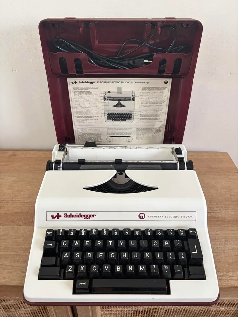 Te koop Scheidegger elektrische typemachine – vintage, Ophalen of Verzenden