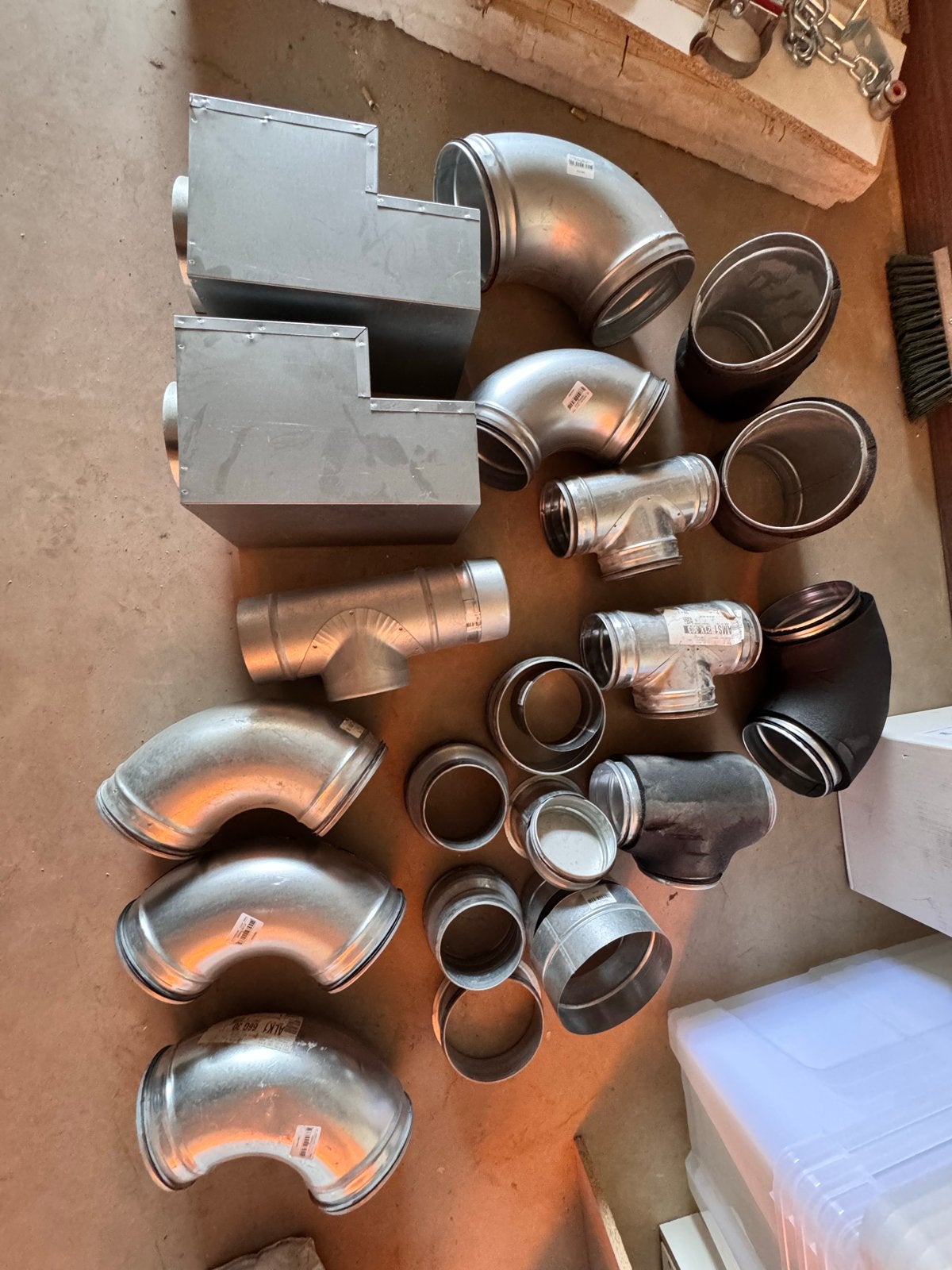 25 Nieuwe Spiro ventilatie hulpstukken bochten 180, 150, 125, Doe-het-zelf en Verbouw, Ophalen, Nieuw