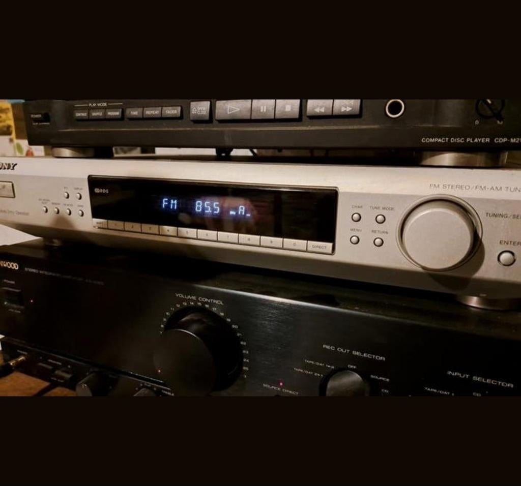Sony ST 300 TUNER  3,5mtr, Audio, Tv en Foto, Ophalen of Verzenden, 120 watt of meer, Sony