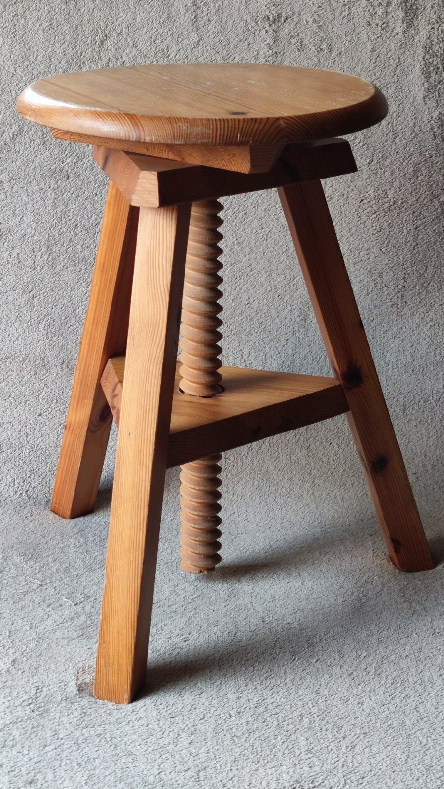 Vintage draaikruk, atelierkruk - hout - Hoogte 46>61cm, Huis en Inrichting, Krukjes, Ophalen of Verzenden, Zo goed als nieuw, Hout