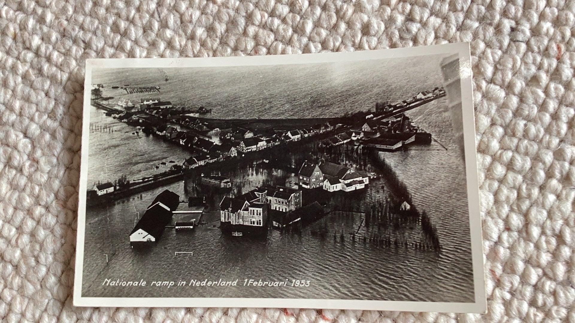 Ansichtkaart Ooltgensplaat Water rondom Ooltgensplaat 1953, Ophalen of Verzenden, 1940 tot 1960, Gelopen, Zuid-Holland