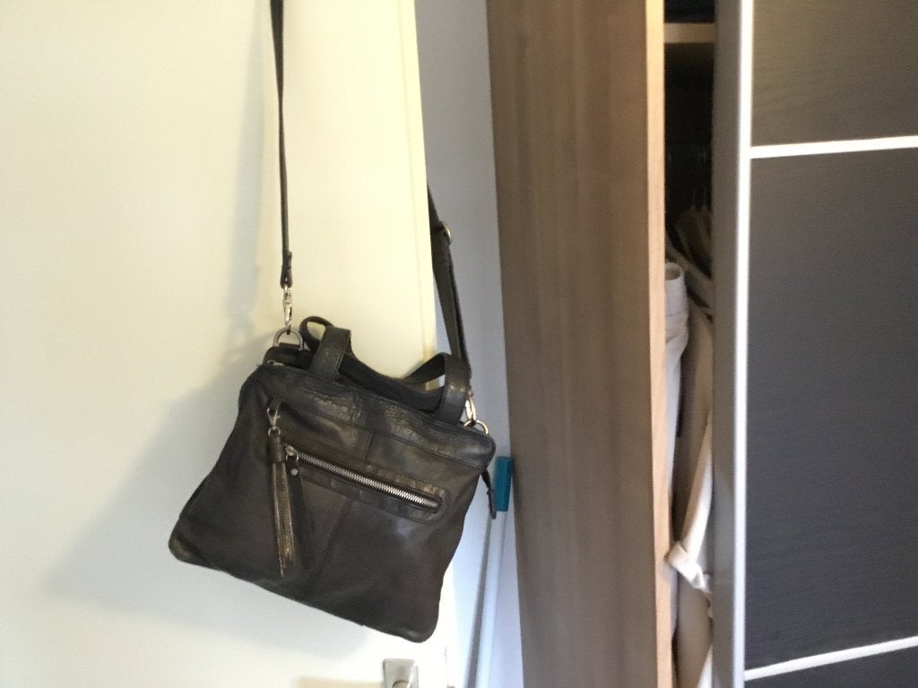 Leren dames tas, Sieraden, Tassen en Uiterlijk, Tassen | Damestassen, Ophalen, Zo goed als nieuw, Zwart, Handtas