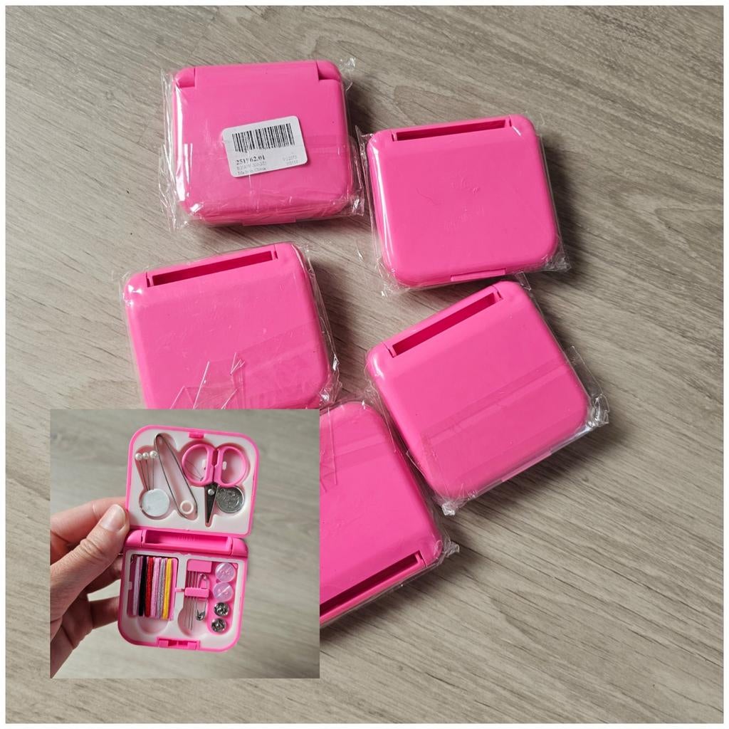 5 felroze mini naaisetjes, Ophalen of Verzenden, Nieuw, Knoop of Knopen