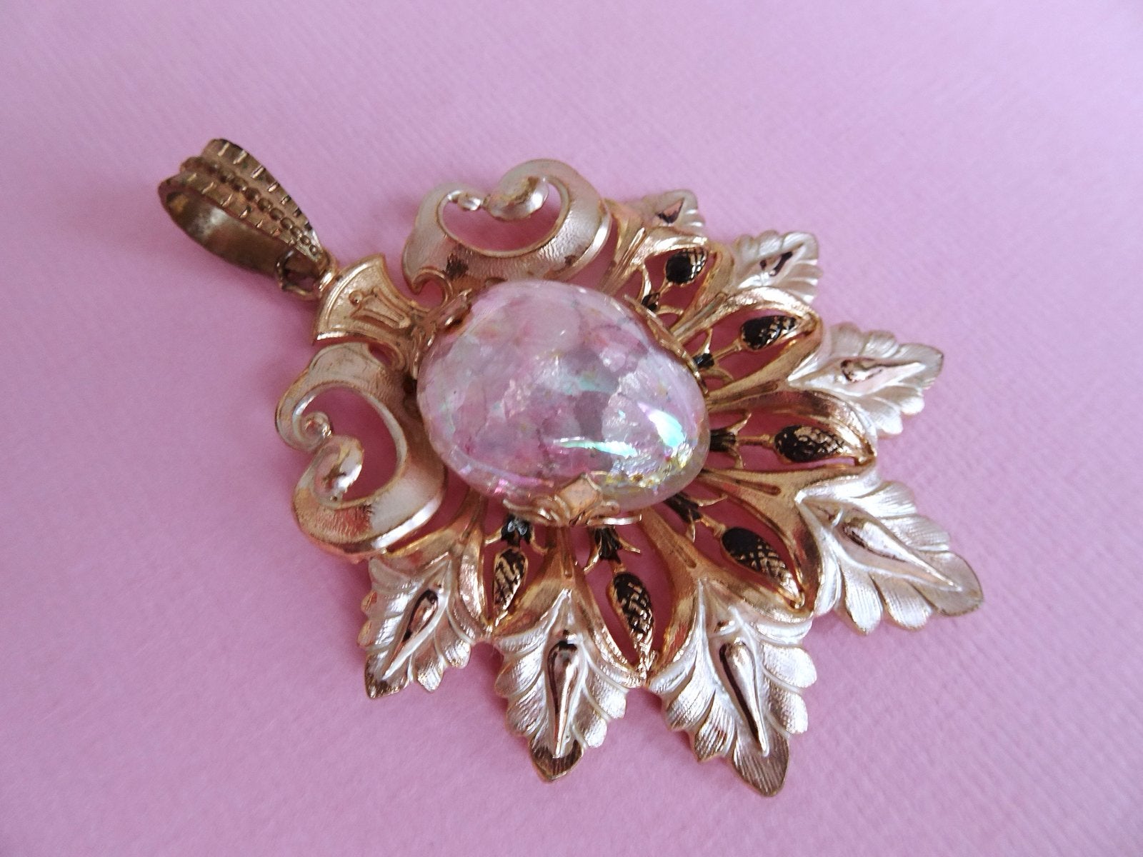 jwg Vintage 40s 60s glas opaal ketting hanger roze goud klr, Verzenden, Overige materialen, Hanger