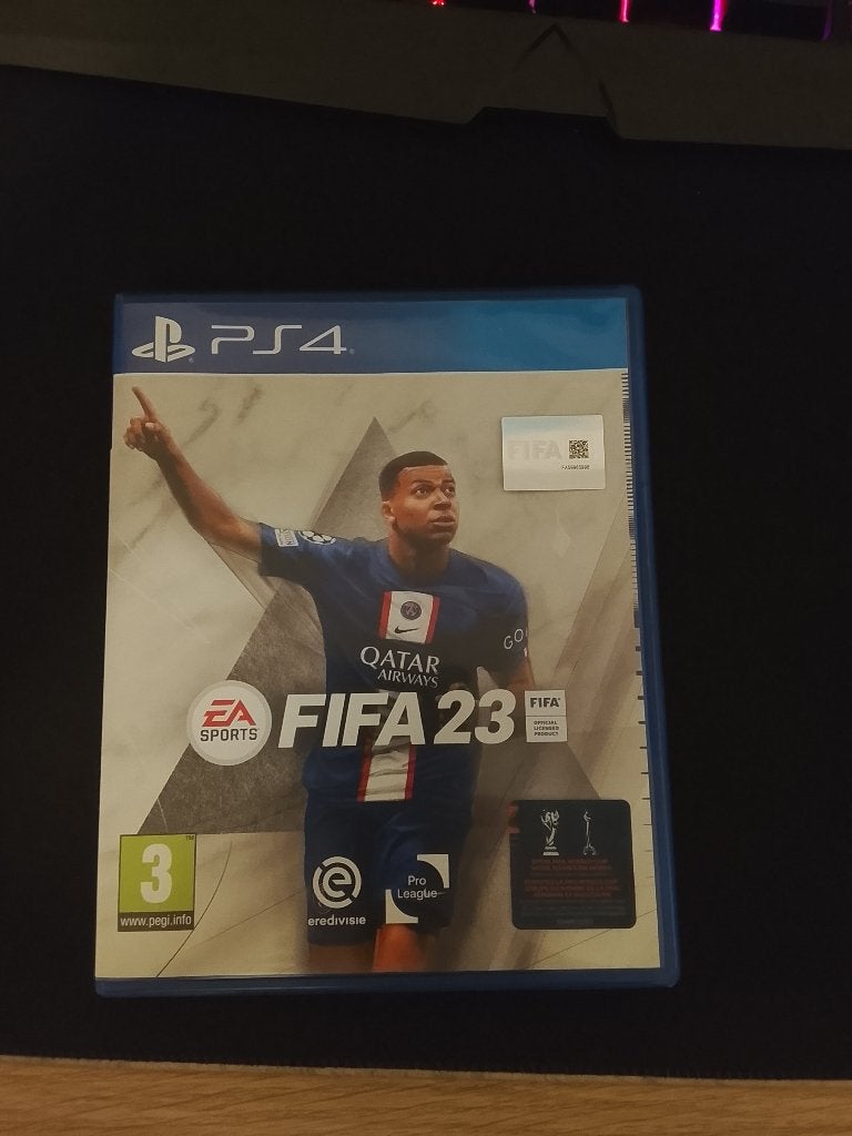 fifa 23, Ophalen of Verzenden, Zo goed als nieuw, 3 spelers of meer, Sport
