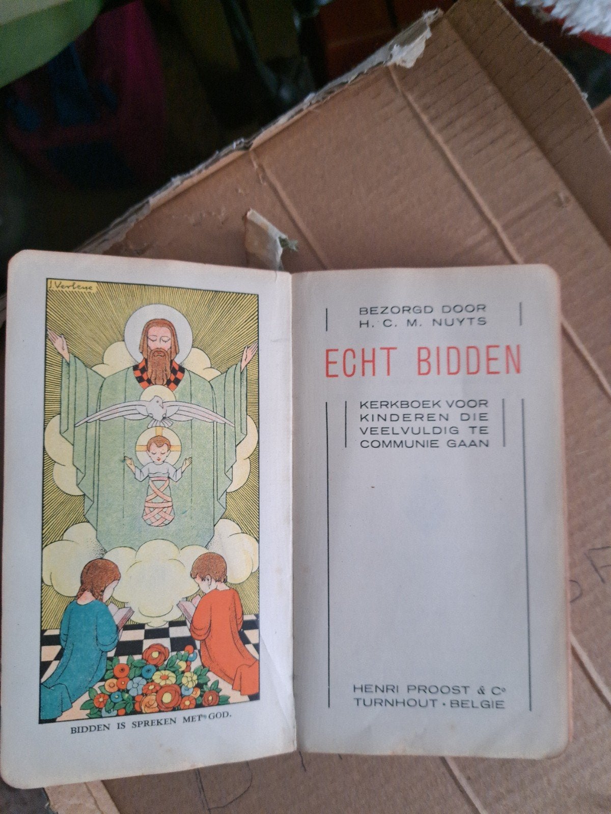 Echt Bidden - Kerkboek voor kinderen (H.C.M. Nuyts), Boeken, Ophalen of Verzenden, Gelezen, H. C. M. Nuyts, Christendom | Katholiek