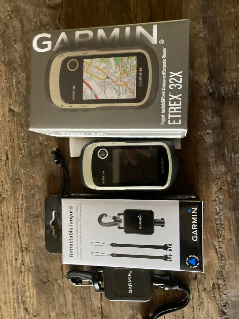 Garmin etrex 32x plus toebehoren, Sport en Fitness, Bergsport en Wandelen, Ophalen of Verzenden, Zo goed als nieuw, Navigatie of Gps