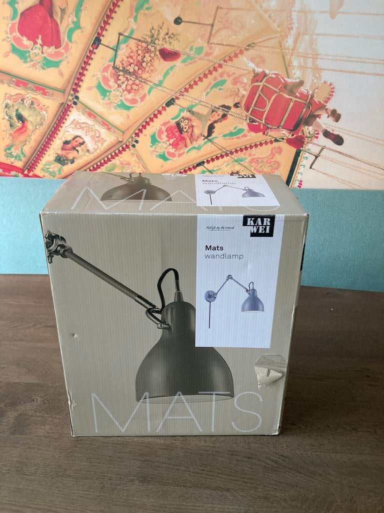 Nieuwe Mats wandlamp grijs - Karwei, Ophalen, Nieuw, Metaal