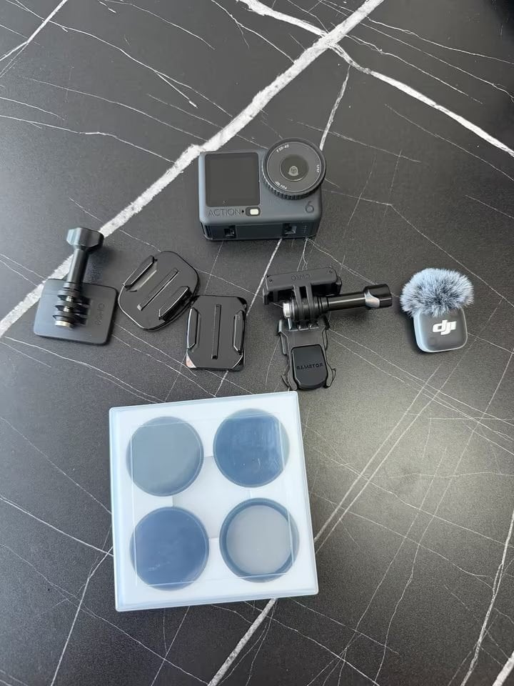 DJI Osmo Action 6 met accessoires, Audio, Tv en Foto, Actiecamera's, Zo goed als nieuw, Overige merken, Ophalen of Verzenden