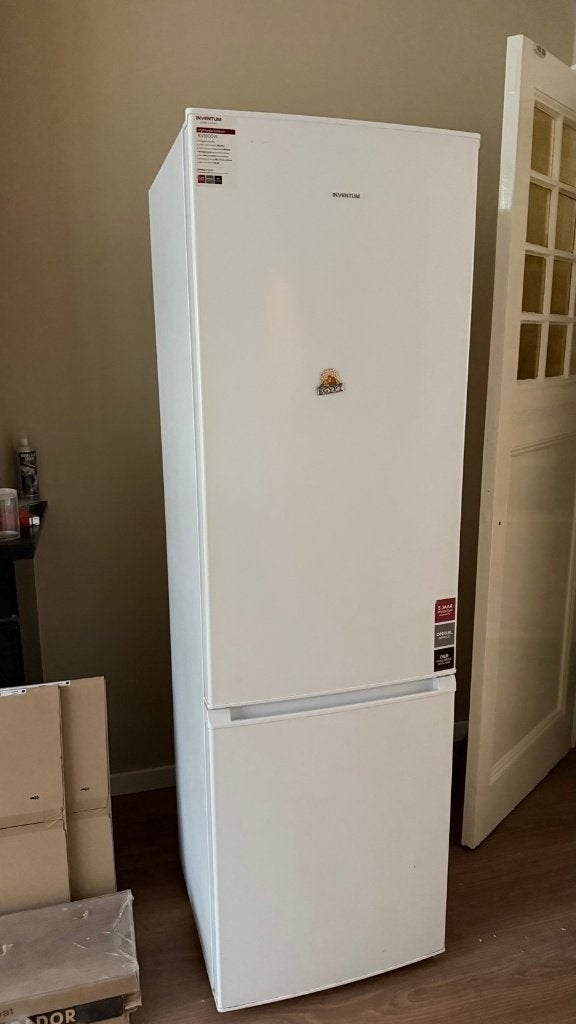 Inventum koelvriescombinatie KV1800W bouwjaar 2020, Ophalen, Gebruikt, 200 liter of meer, Met aparte vriezer