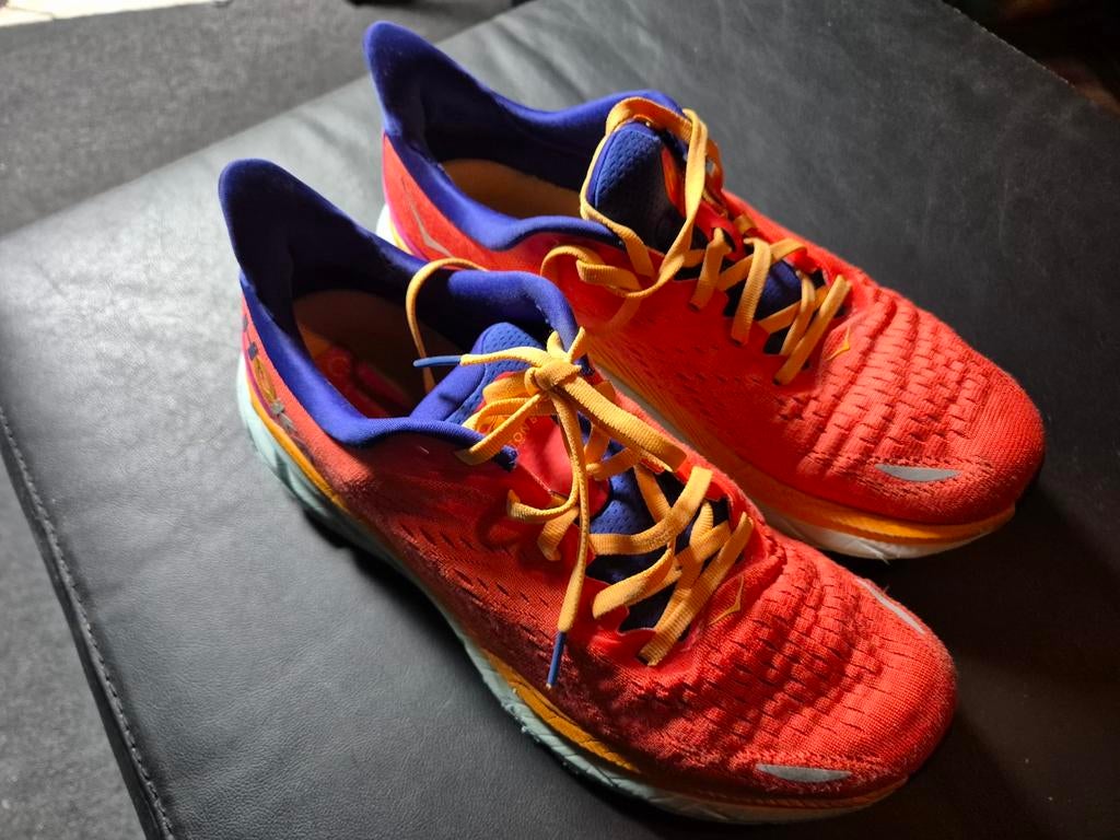 Hoka 43, Ophalen of Verzenden, Zo goed als nieuw, Hardloopschoenen