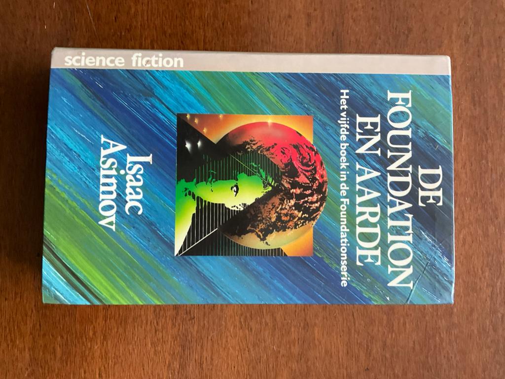 Isaac Asimov, de foundation en aarde, Boeken, Ophalen of Verzenden, Zo goed als nieuw